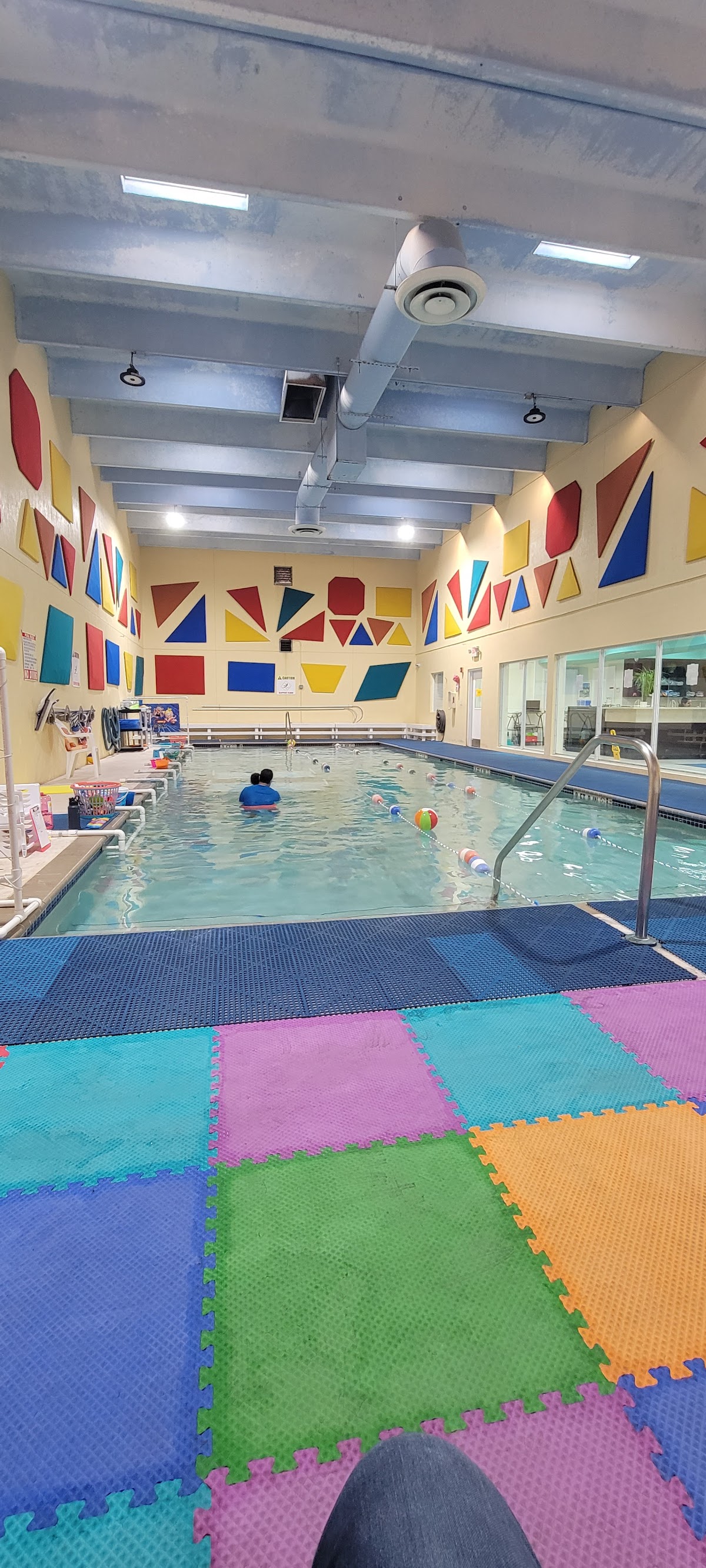 Born 2 Swim Aquatic Academy