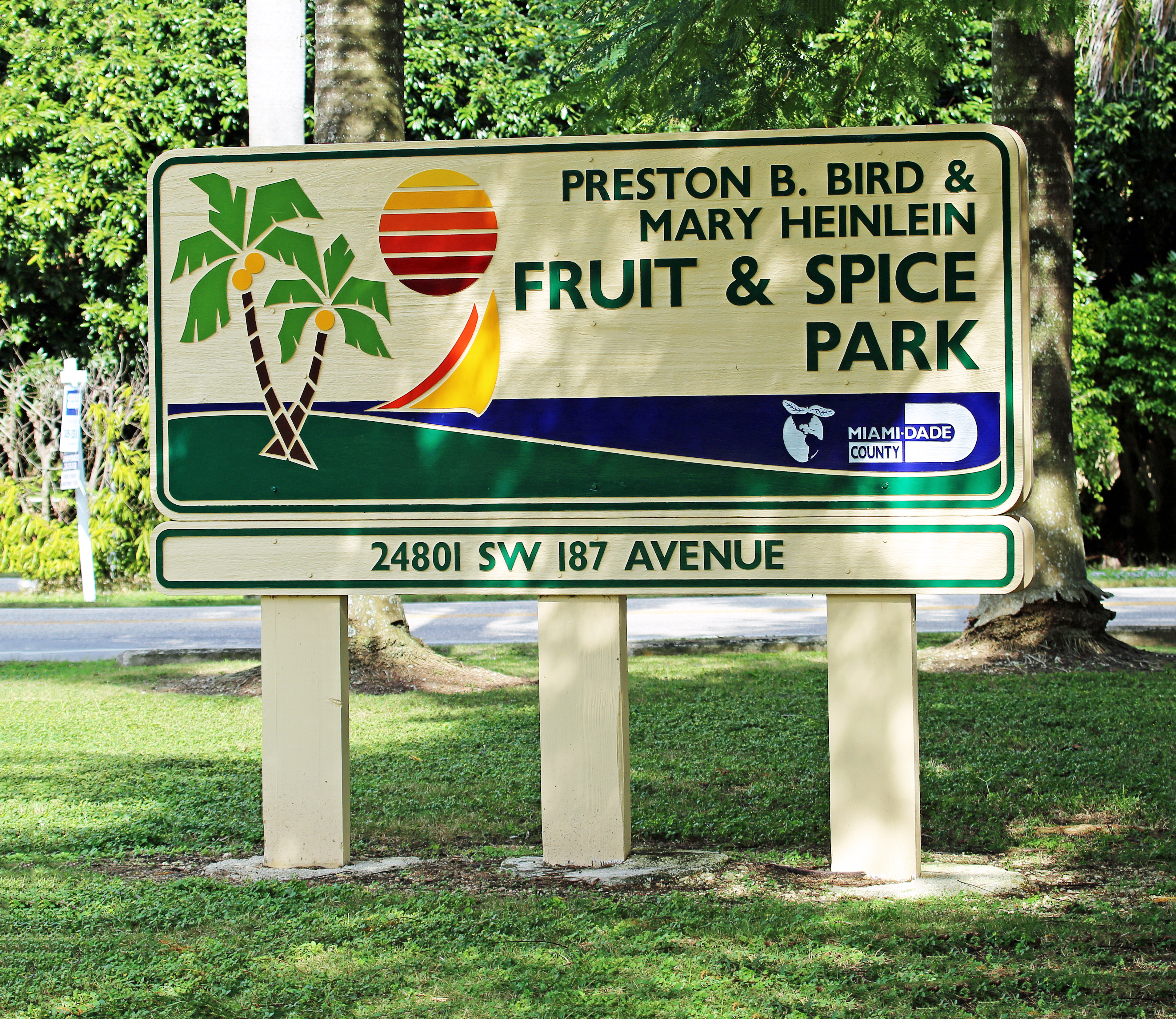 Fruit & Spice Park