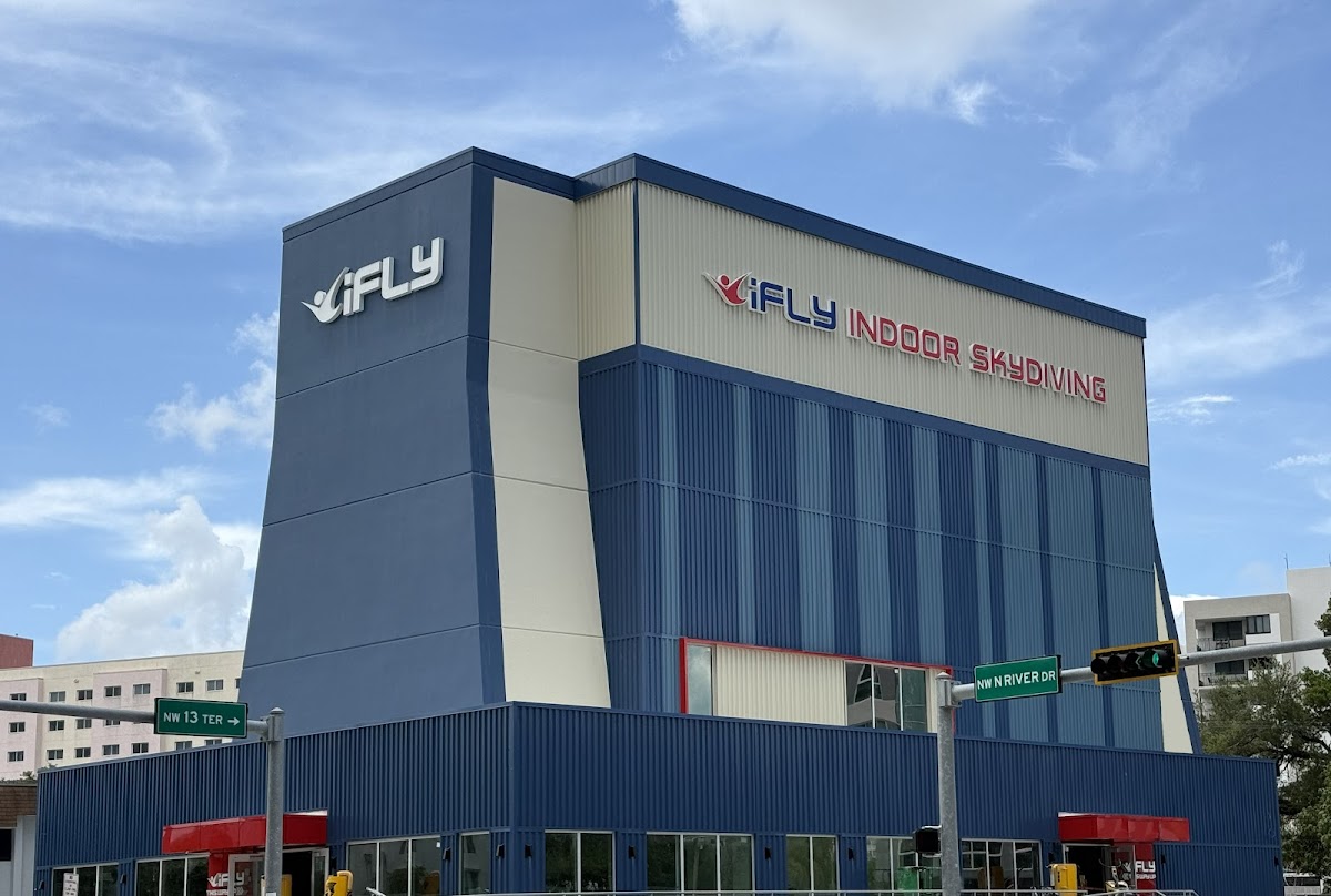 iFLY Indoor Skydiving Miami